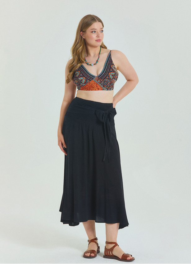 Black Plus Size Skirt with Waist Tie and Gipe Detail 4595